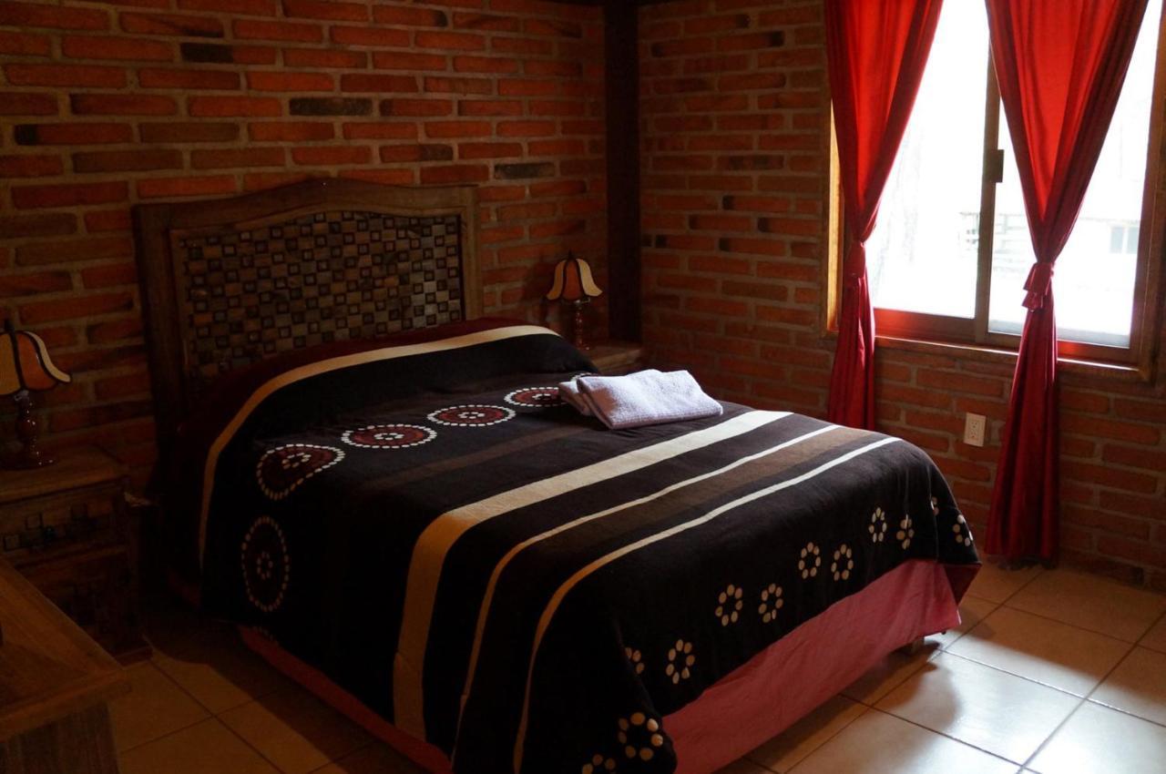 Hotel Rincon Del Bosque Mazamitla Esterno foto